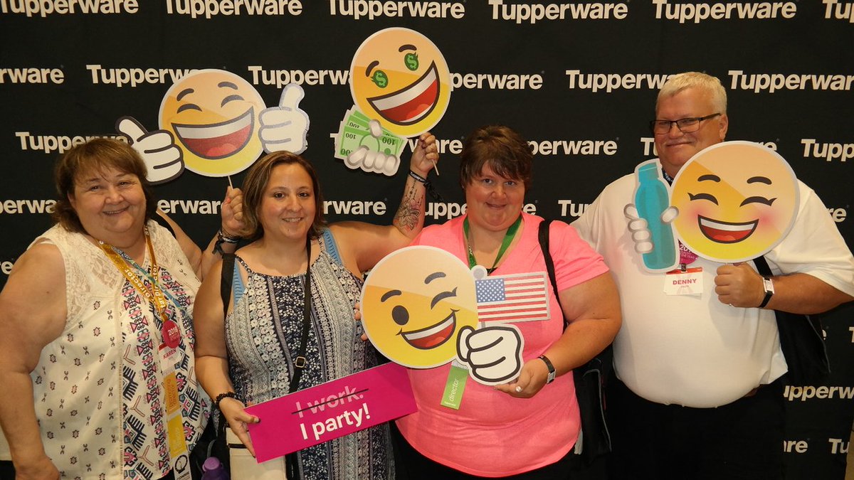 2paychecks's tweet photo. #TWJubilee https://t.co/uG7BY66Pc5