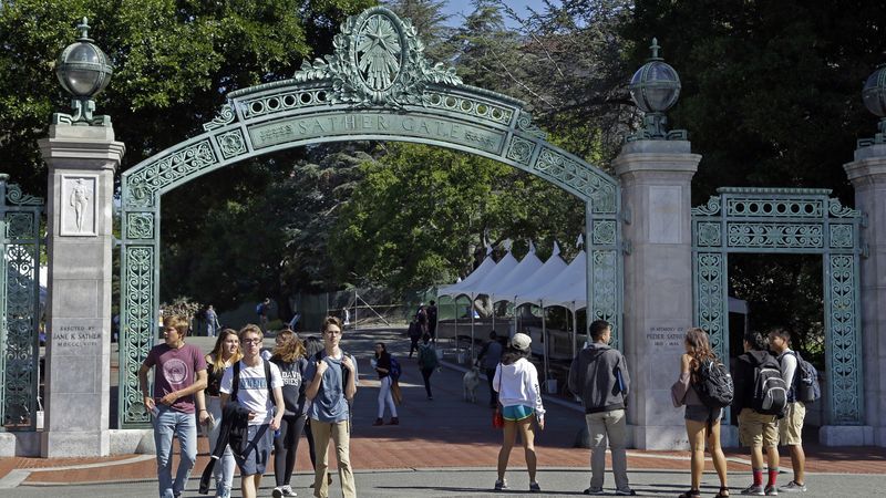 mic's tweet photo. Don't believe these 5 myths about affirmative action: https://t.co/sNk6VDsCFy https://t.co/D7XnTH8HYc