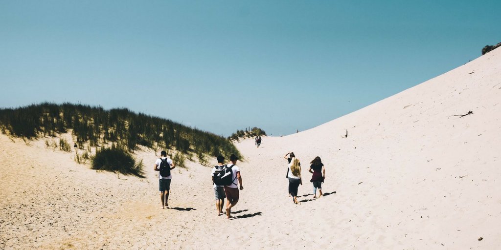 ExploreFR's tweet photo. Voyager entre amis sans se prendre la tête - Découvrez nos conseils pour éviter le very bad trip // Le Blog Expedia https://t.co/MuWfevB8jV https://t.co/XMMBy4ryXV