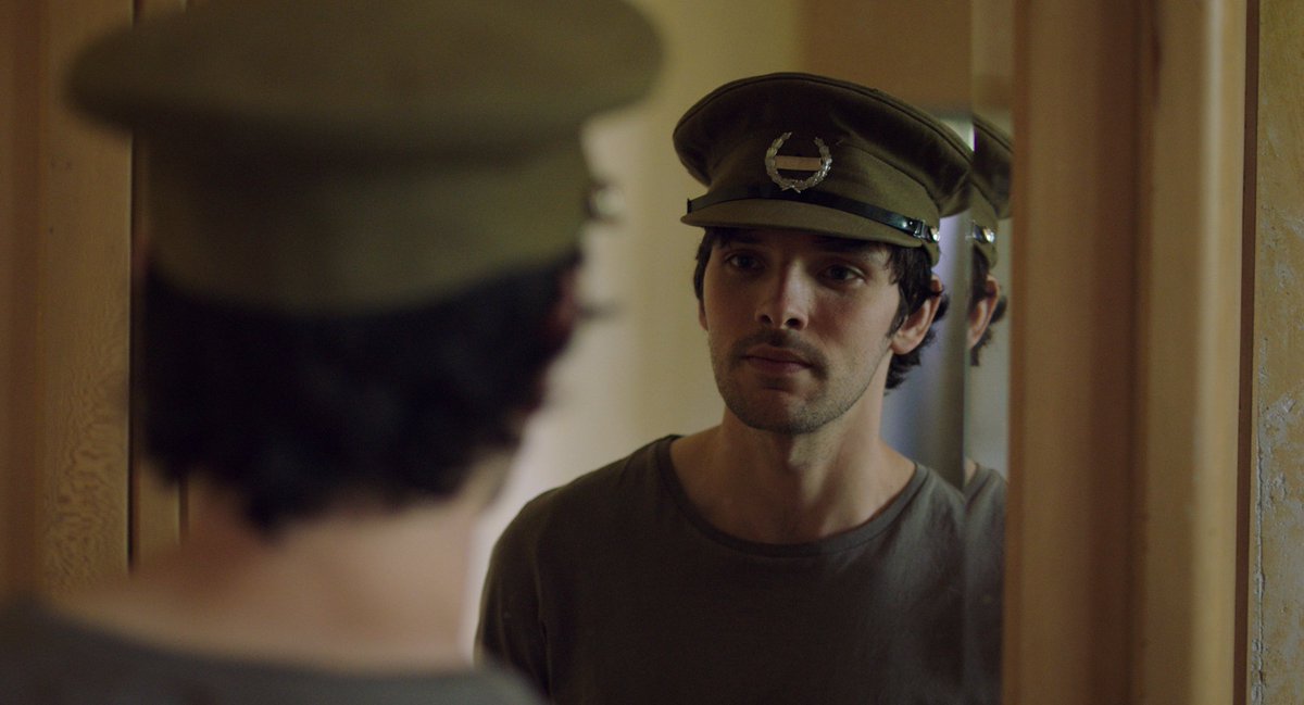 LovingColin's tweet photo. #WaitingforYou #newscreening #ColinMorgan #RhodeIslandInternationalFilmFestival
https://t.co/5qrFszcerG https://t.co/fCJ9S8pehr