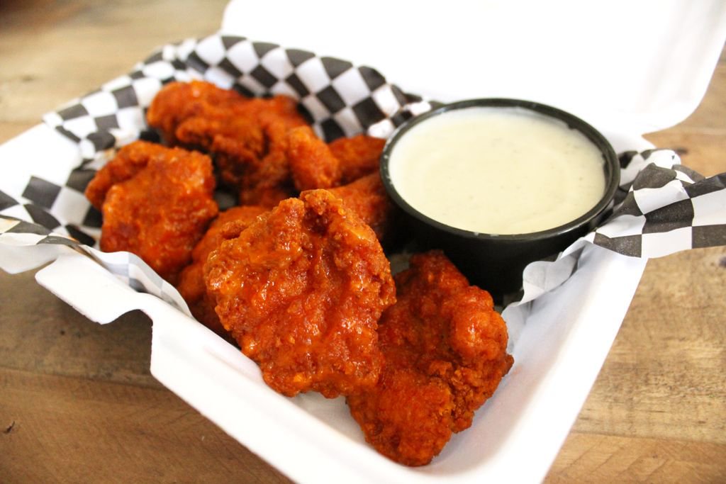 Mazzios's tweet photo. Itβs heating up out thereβ¦in more ways than one π₯ #FieryWings #WingRunWednesday https://t.co/8RLp5qG4g7