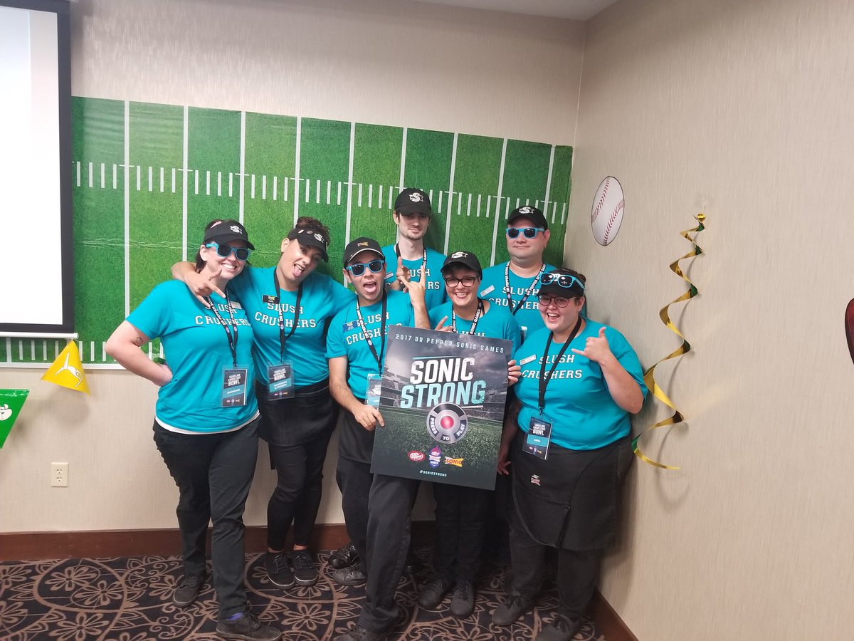 foles72's tweet photo. Slush Crushers getting ready for their knowledge bowl competition!!!
Good luck!
#sritulsa
#teamcrushproud https://t.co/L5idS0apTQ