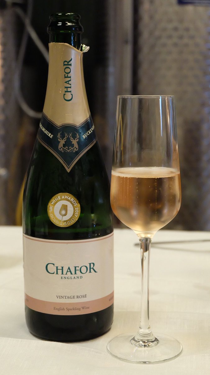 ChrisWalkey's tweet photo. A fine visit to and tasting today thanks to @TimChafor @ChaforWine #EnglishSparklingWine #EnglishWine @GlassOfBubbly https://t.co/Byfh7VeP7j