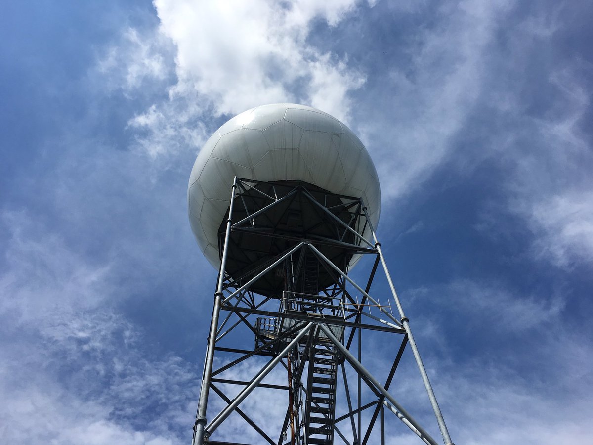 wxBONE's tweet photo. Repair day here at #KFCX @NWSBlacksburg #RNKwx https://t.co/1d9v6Lh9Hm