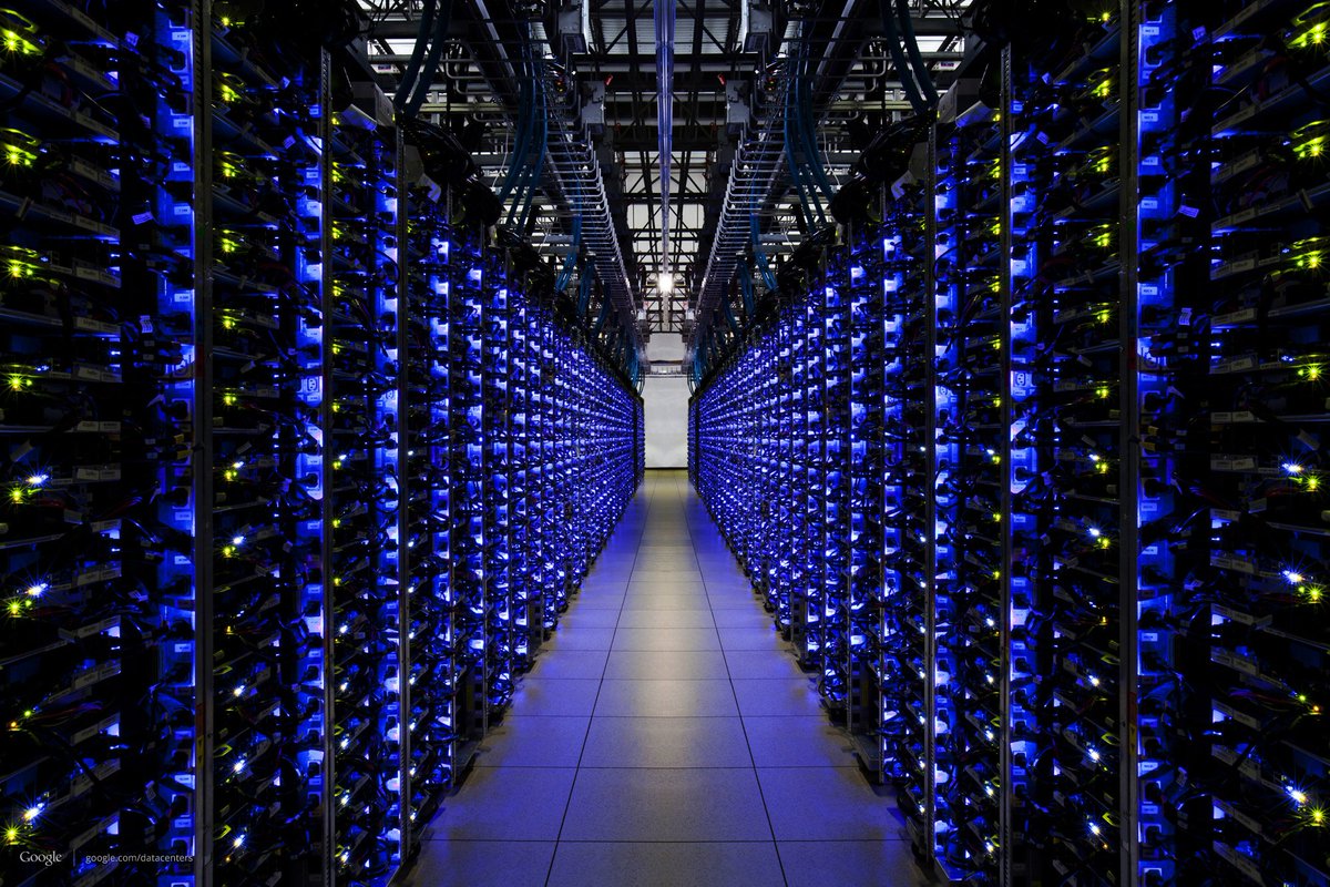 peep_mobile's tweet photo. Great question posed here - Are we using tech, or is tech using us? π€ https://t.co/RRK0h13ull #GoogleDataCenter #thestudyapp π’ https://t.co/8OexGfth6I