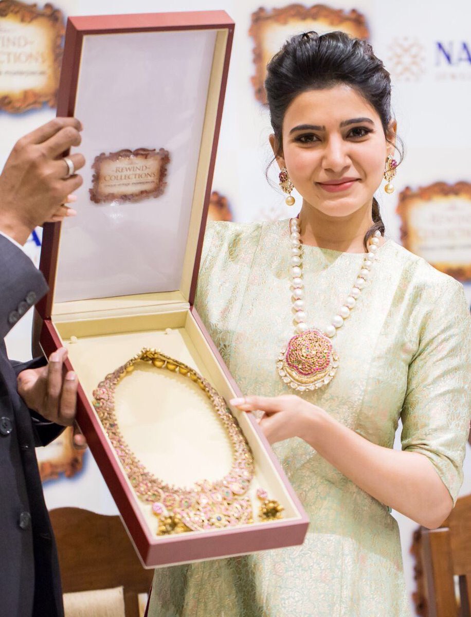 Kichu51931864's tweet photo. @Samanthaprabhu2
#congratulations
#saaam
❤❤ https://t.co/2l9LlNZ9u0