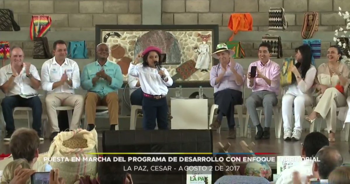RenovacionCo's tweet photo. Natalia Araujo, representante de niñez de La Paz. Con tan solo 6 años, está comprometida con construcción de paz y desarrollo de su región https://t.co/MdWMOo3wUU