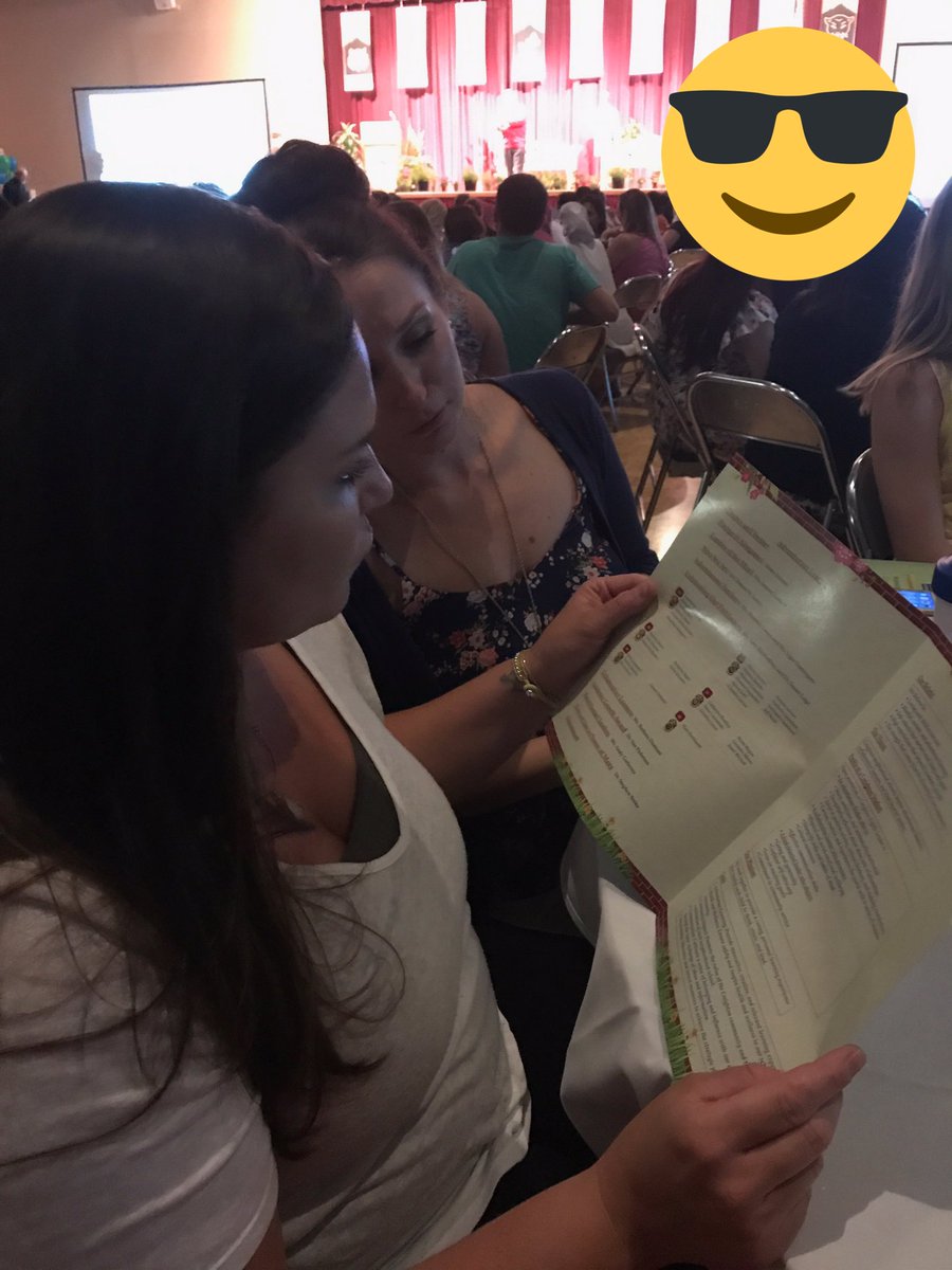 ExcelenciaEagle's tweet photo. We like to read. #csdadventure https://t.co/DeuZyrIreV