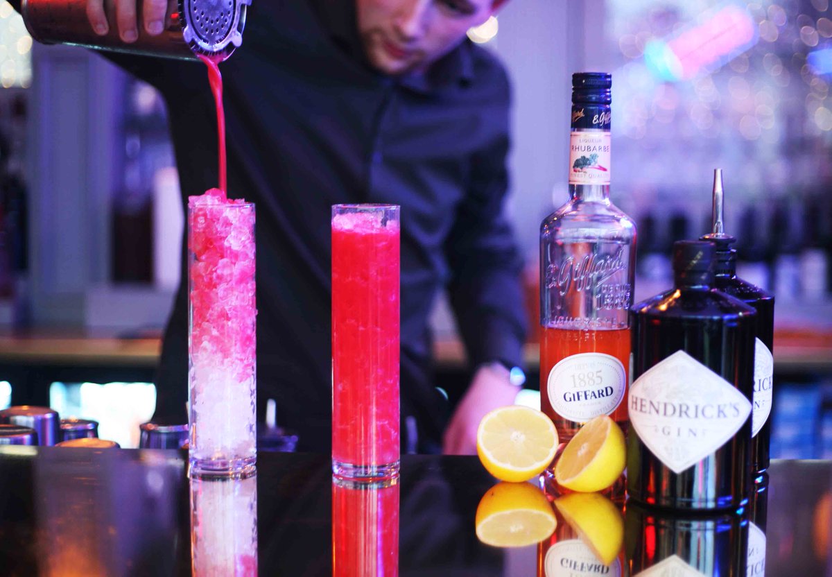 LMArms's tweet image. Do you have any plans for the weekend? Come and get Curious with us! #rollonfriday #cocktails #CuriousClassicCocktails 🥂🍹💃🏻