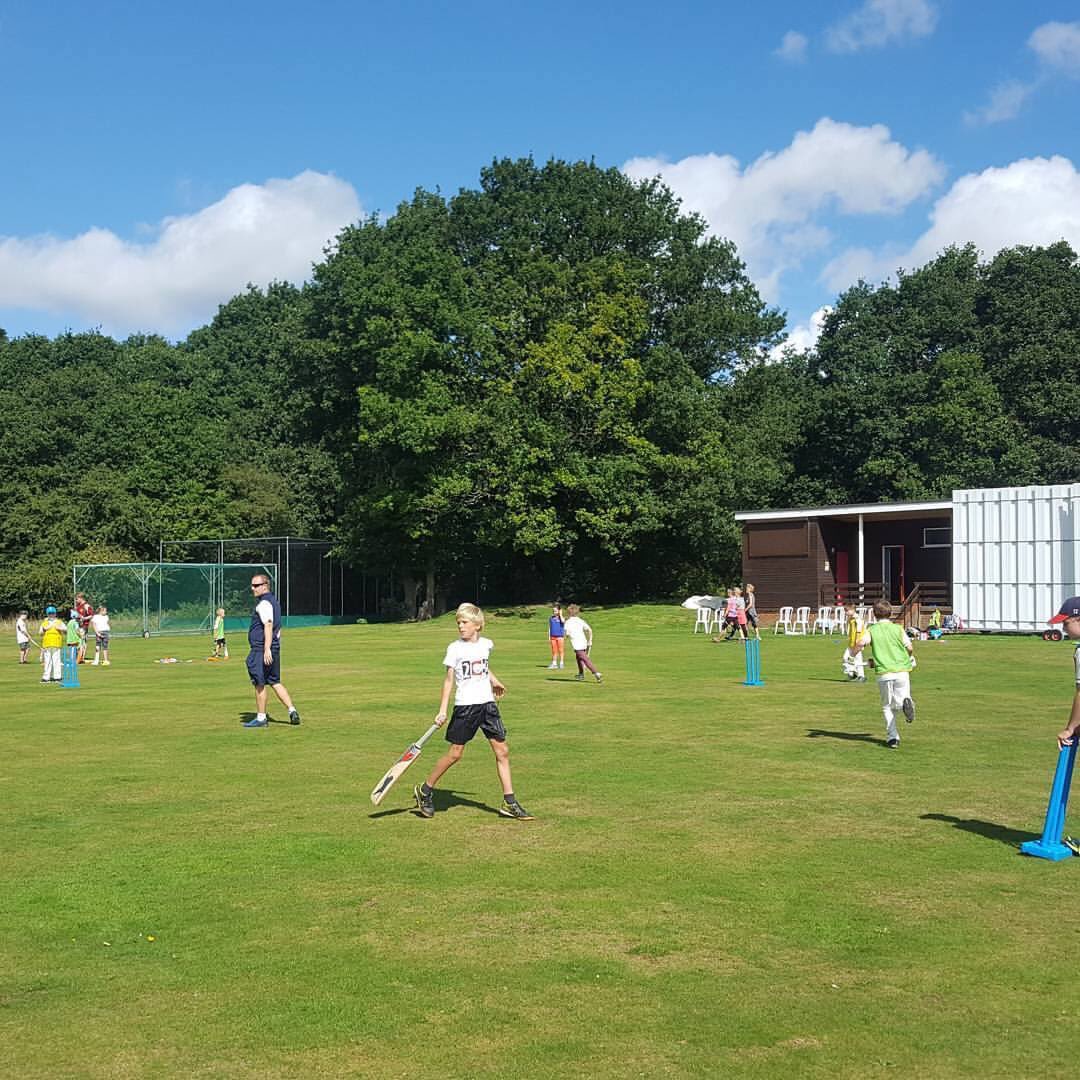 wcc1824's tweet photo. Great Cricket Summer Camp from our own top coach @keane45 https://t.co/TPQzgFAALF