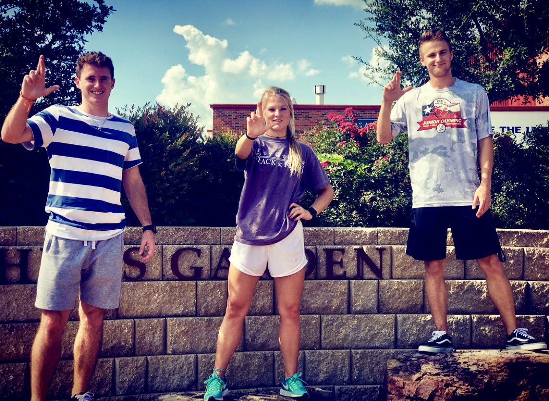 marlowmisty's tweet photo. They'll always be #KatyTigers now they're #TAMUCLions @_JacobMarlow_ @Brice_Ashburn @mallorymorgannn @KatyTigerTrack @GeorgePincock https://t.co/mFrDbxQpTl