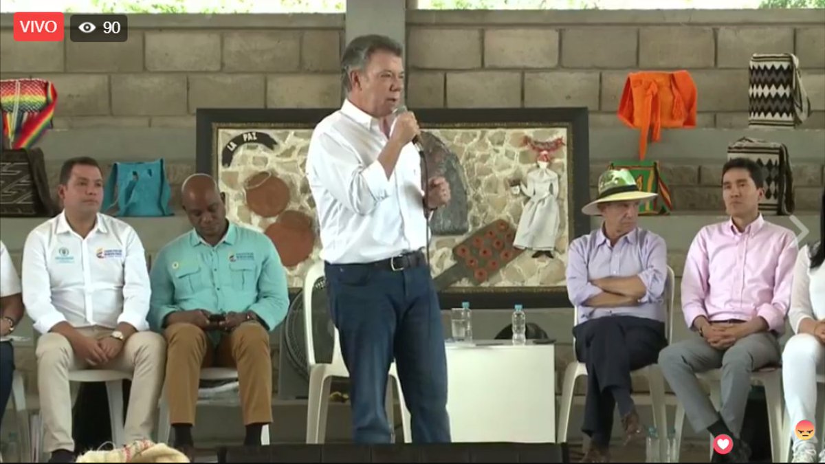 RenovacionCo's tweet photo. "Los invito a que participen en el desarrollo de estos #PDET y que se apropien de ese derecho de vivir en paz" @JuanManSantos https://t.co/96vDt5VkE2
