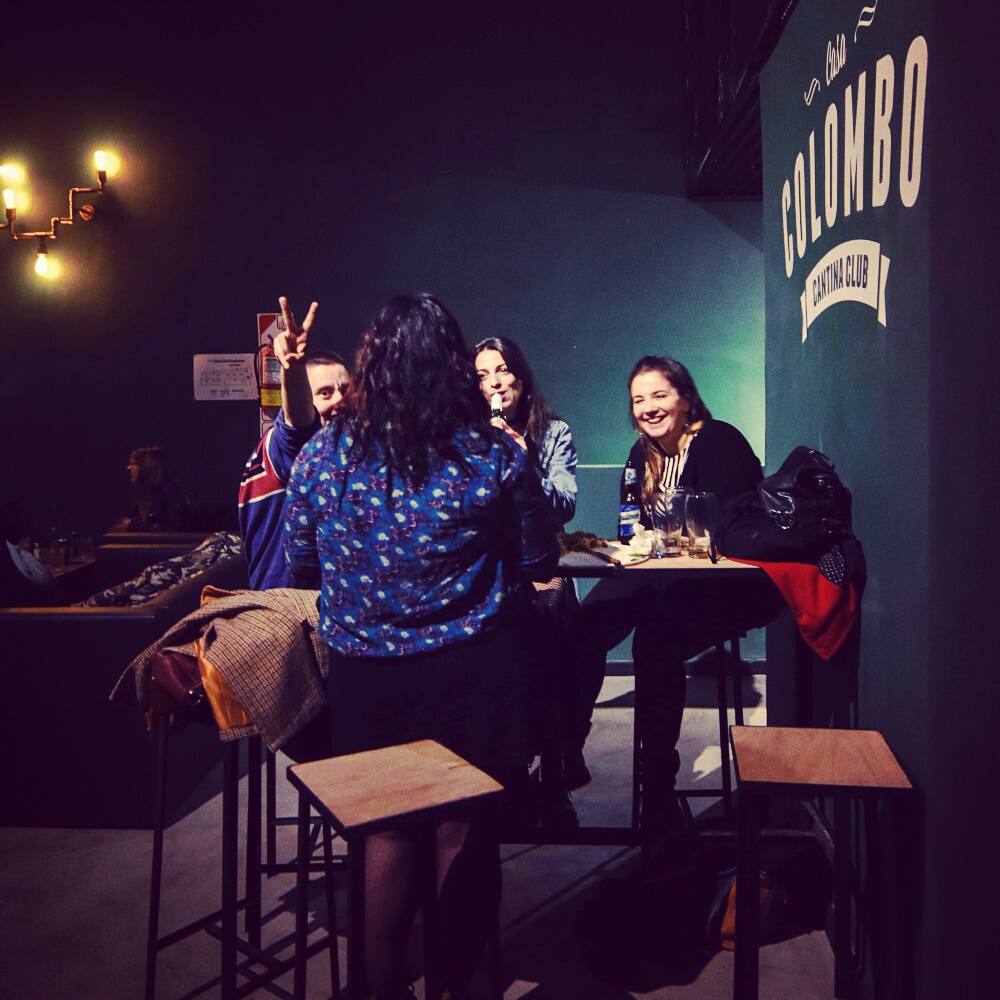 #LaNocheDeLasBirrerias #BirrasDeLaCalle #TeCuento q mañana la seguimos en <a href="/CasaColomboCC/">Casa Colombo</a> 🍻😃
#HappyHour #HoraFeliz #BuenMiercoles y #Bananazo