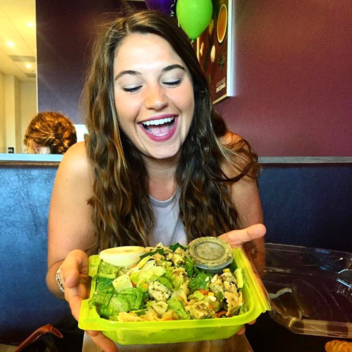 SalataSalads's tweet photo. Goals. 📷: @_blessems 
"find a guy who looks at you like i look at @salatasalads 😍" https://t.co/C4MslyexFz