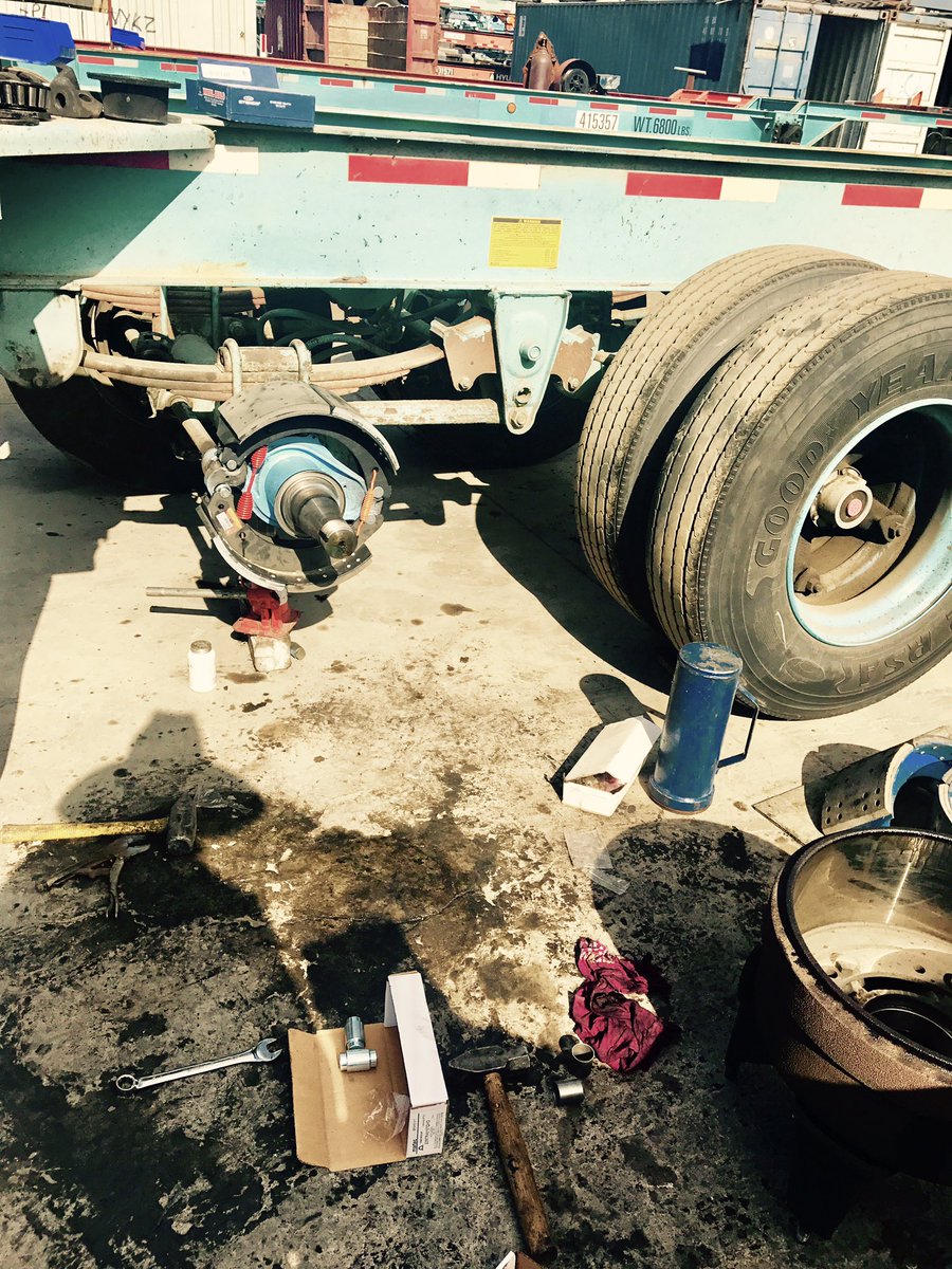 DavidM90744's tweet photo. Get-R done today ✅ brake job with my man Pablo 🤙🏼 #chassis #brakes #IAMAW #machinist #Local1484 #Union #U1 #WorkUnionLiveBetter #DCLP https://t.co/b7ancXRp04