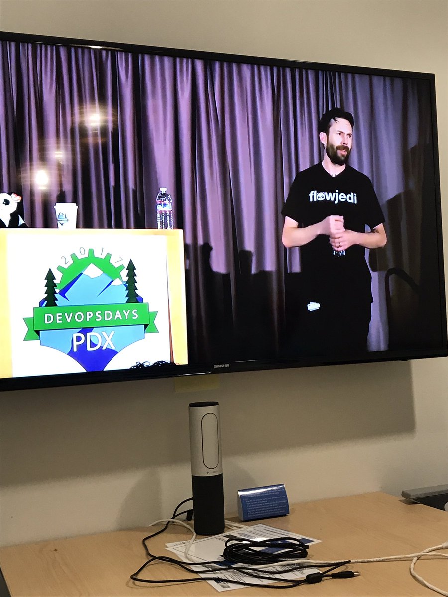 o_sindayigaya's tweet photo. Watching @jasongrimes 😎present at @DevOpsDaysPDX 🤓#flowjedi 🐼#DevOpsDaysPdx 👨‍💻👩‍💻#LevelUp #CoffeeOps #Seattle #Portland #NerdLife #Concur https://t.co/Aib93WdXTM