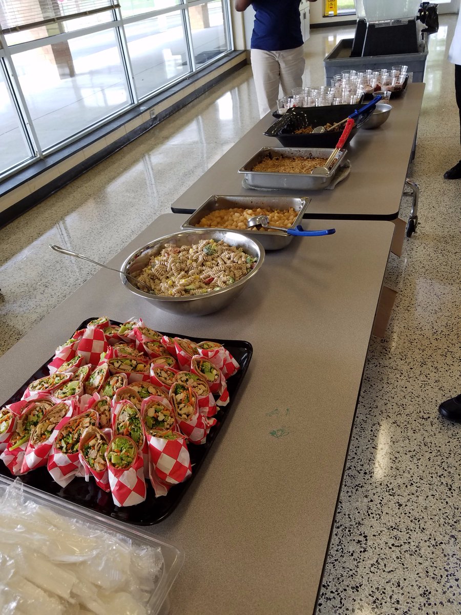 WCSnut's tweet photo. Presentation, Presentation !  
@WilsonSchoolsNC https://t.co/z4I7ugvFhj
