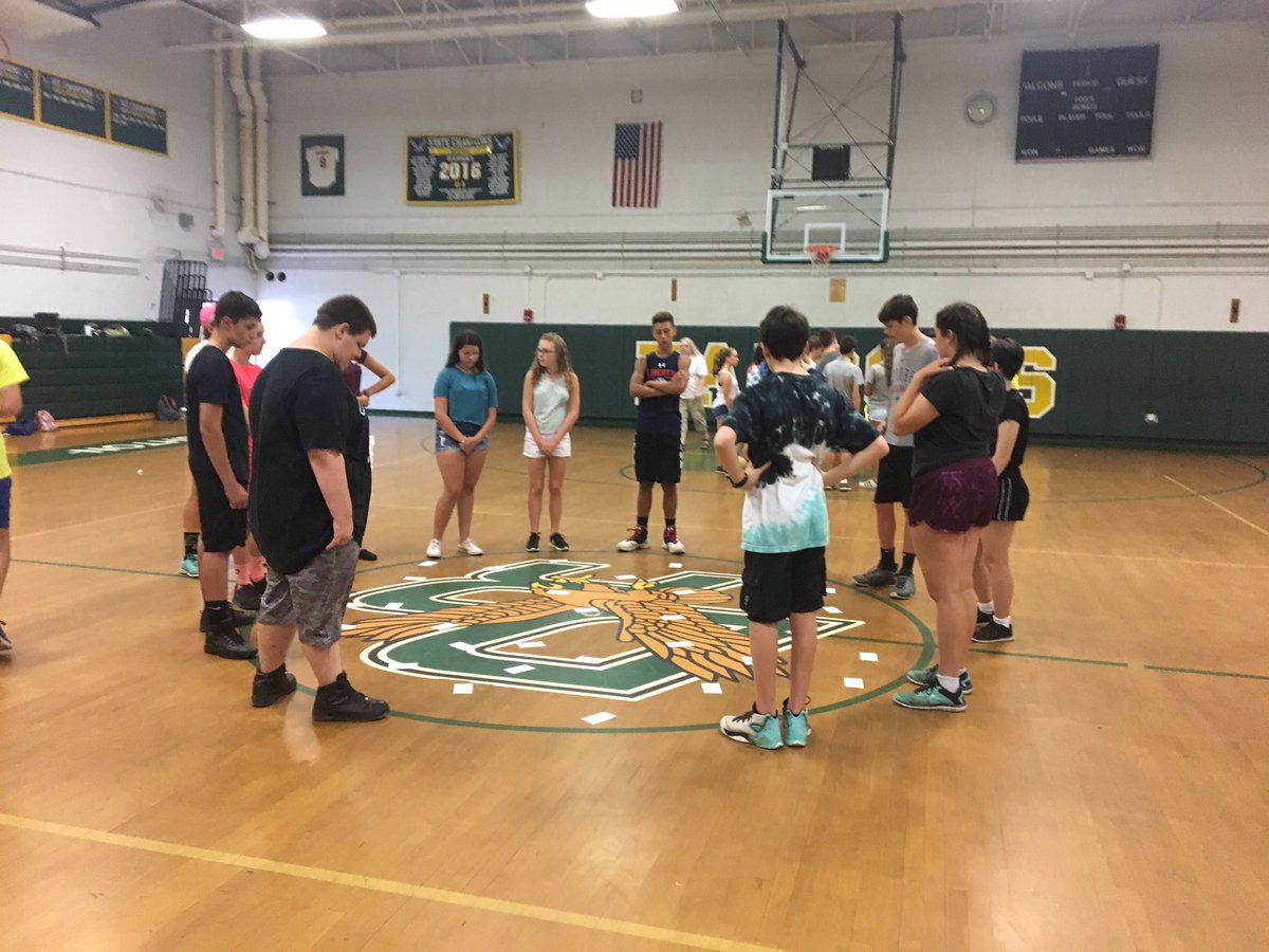 melinanuttall's tweet photo. day 3 #cohort9 #21Falcons @DRFreshmenTeam https://t.co/GnN5tPkMhO