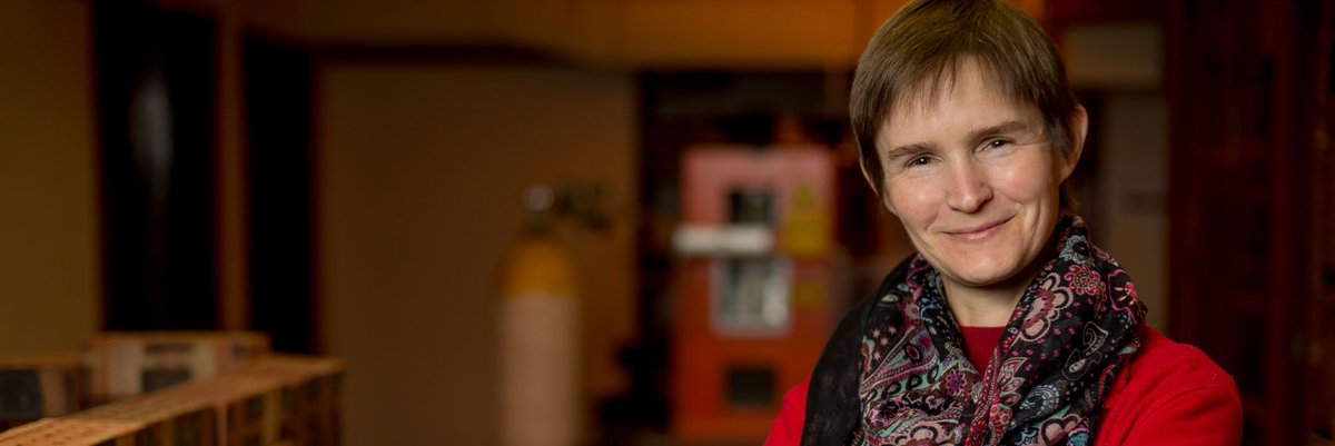 Dr Christine Steenkamp a role model to #WomenInSTEM

buff.ly/2uWhiou

"Be yourself, respect yourself" #STEM #WomenofSU