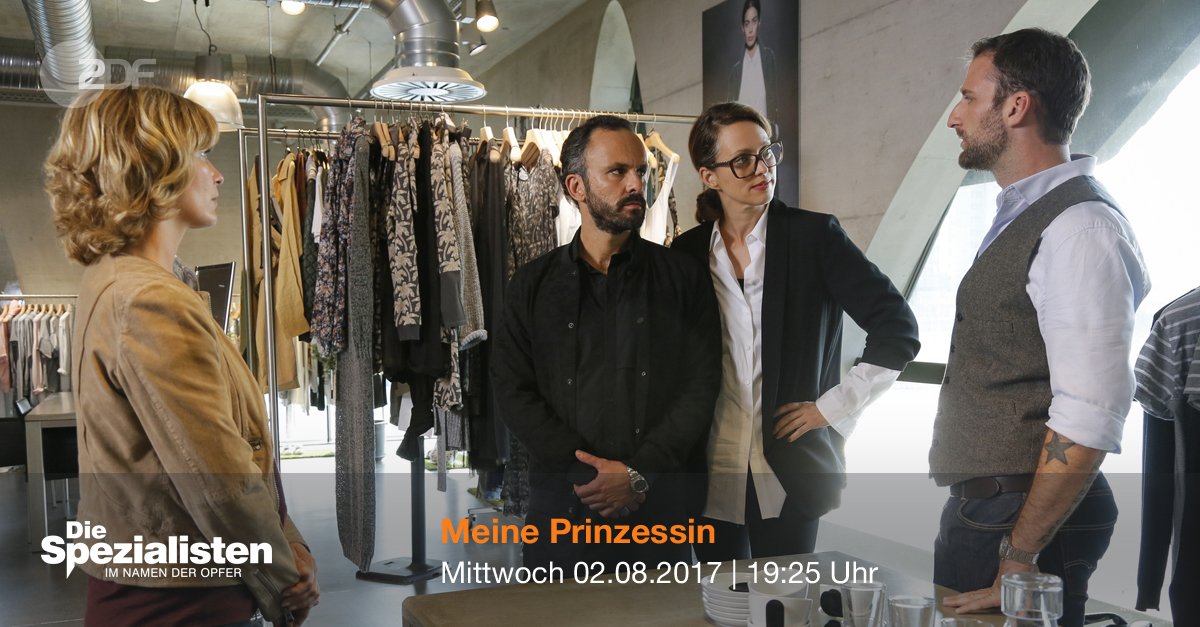 "Die Spezialisten - Im Namen der Opfer: Meine Prinzessin": Dr. Katrin Stoll (Valerie Niehaus) und Kriminalhauptkommissar Henrik Mertens (Matthias Weidenhöfer) unterhalten sich mit Designer Marc Bäumer (Sami Loris) und seiner Frau Eva Gonzales (Nike Fuhrmann) in deren Atelier. Mittwoch, 19:25 Uhr.