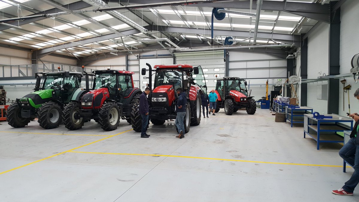 mick_mc_carthy's tweet photo. @Trimble_Ag training. Great to learn about new #precisionag solutions. #learning #farming #brandagnostic #Truetracker #ISO https://t.co/JsZ3McgW9m
