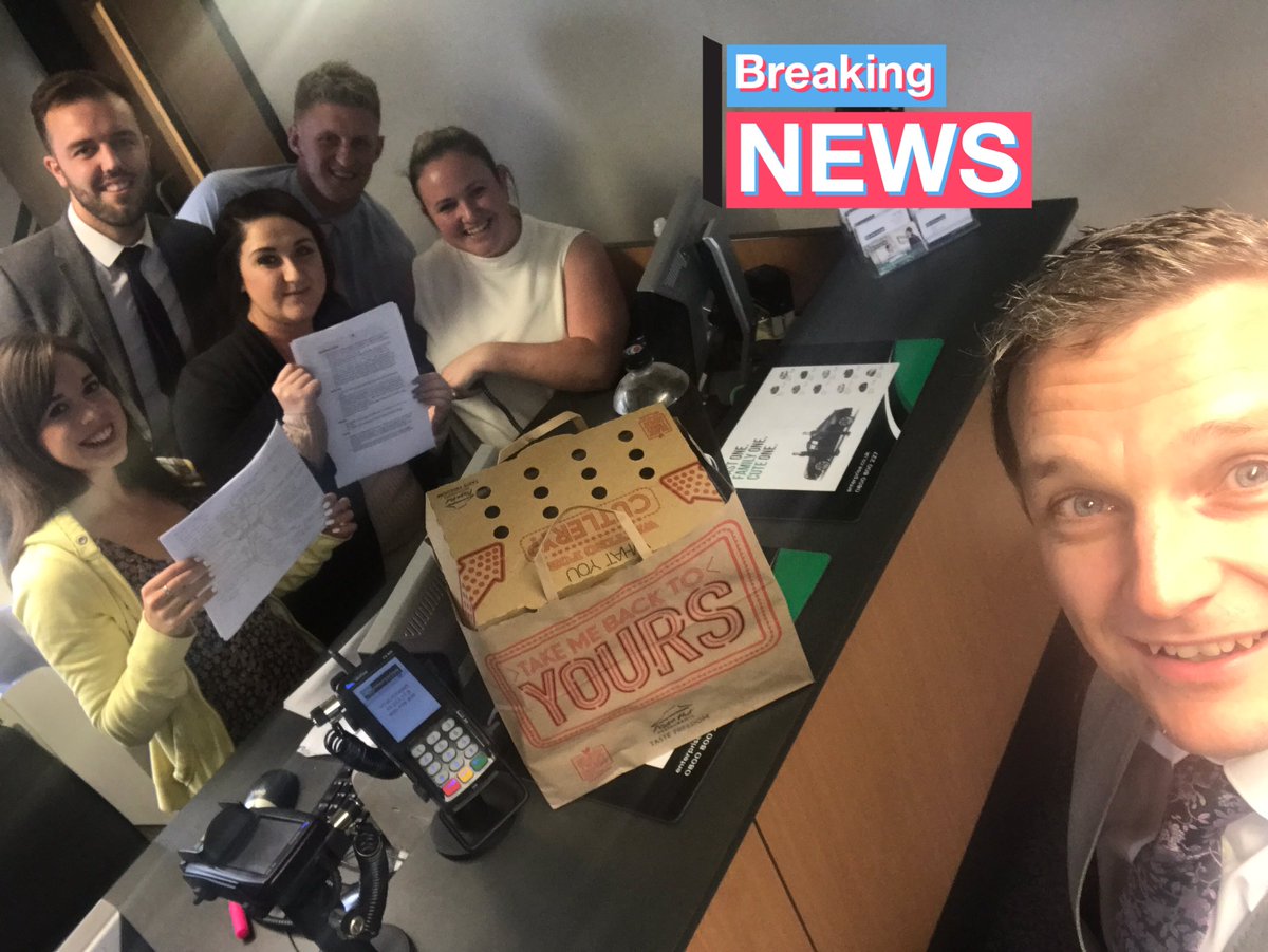 LUMAZ1980's tweet photo. Statement/Champs review underway at #U405 the new Champs ๐๐คด๐ป FY17/18 Balance ๐๐ pulling out of the station #SU4 ๐ช๐ https://t.co/jbzVmxWaOz