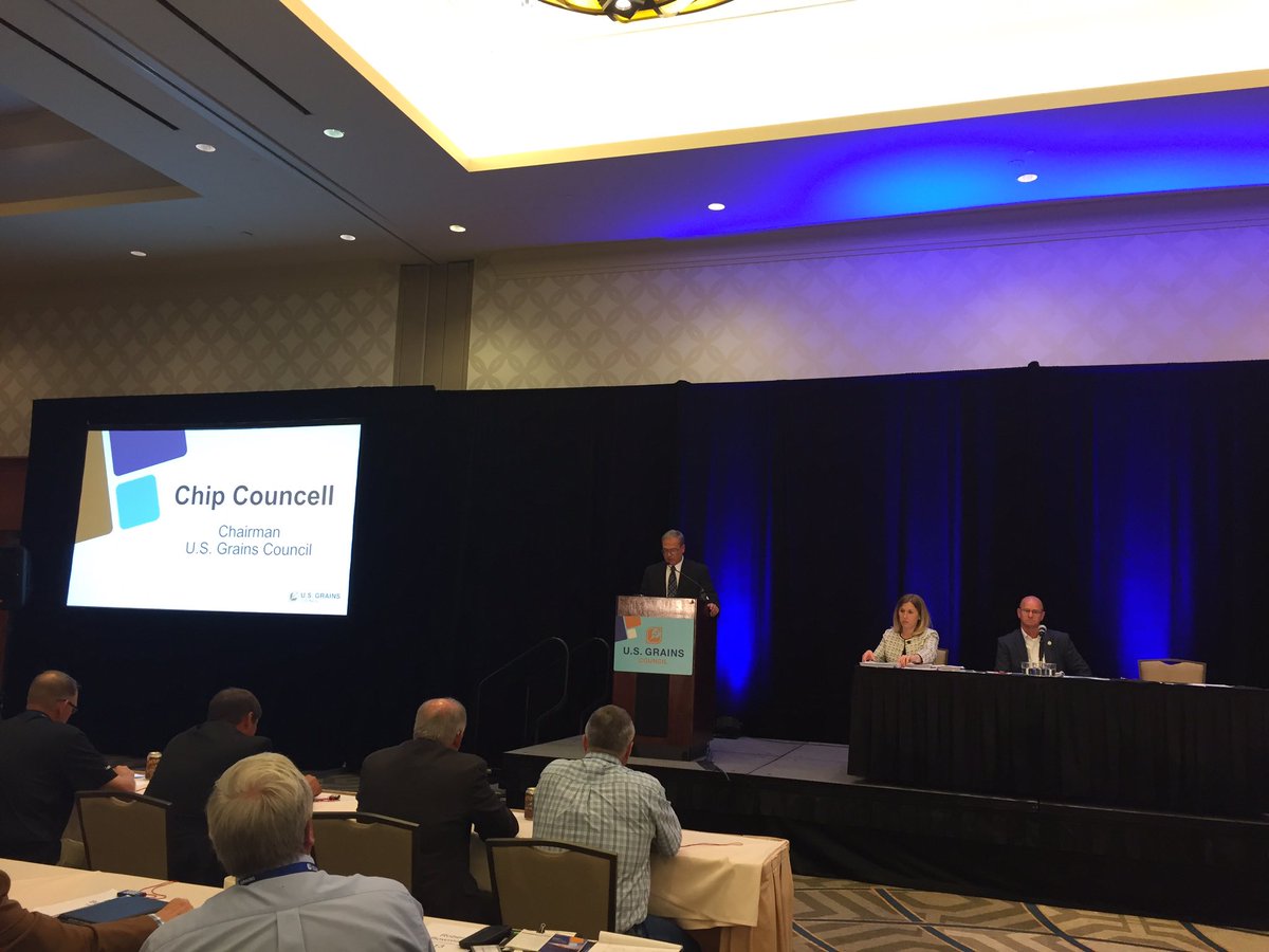 usgrainscouncil's tweet photo. Chip Councell gives his final remarks as chairman @USGC - thank you for your service, leadership and dedication #grains17 https://t.co/nEfB31Inke
