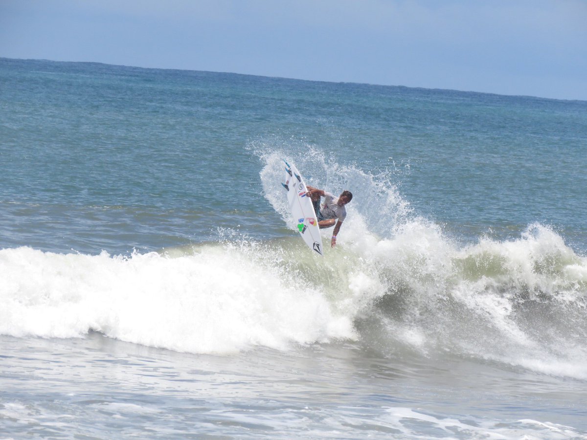 carloa65's tweet photo. Apoyemos a estos 2 en el #VansUSOpen #GoCarlos #GoNoe #VamosTicos 🇨🇷🇨🇷🏄🏾🏄🏾
Posiciones en el WQS:
Noe Mar Mcgonagle: 48
Carlos Muñoz: 107 https://t.co/8CINTsov8d