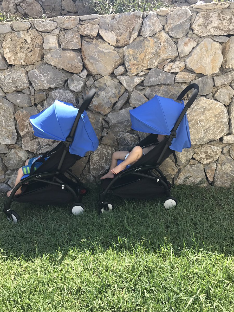 WordMums's tweet photo. Looking for a pram to take on board a plane? @AirtotsHQ rent out the BabyZen YoYo and it saved our lives! #parentwin #babyzenyoyo 🙌💪🏻 https://t.co/Y7sb4PavYx