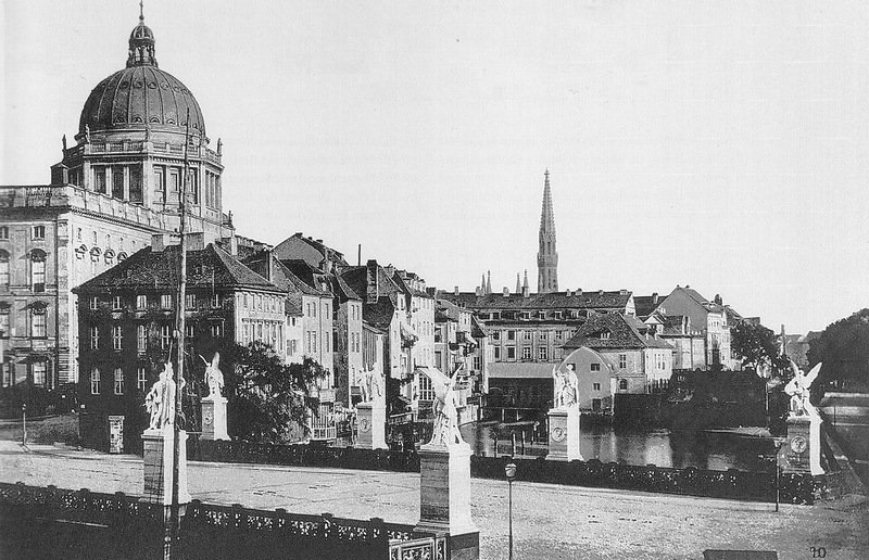 plarioorg's tweet photo. 1860, #Berlin, #Germany https://t.co/deiRgTbGfu