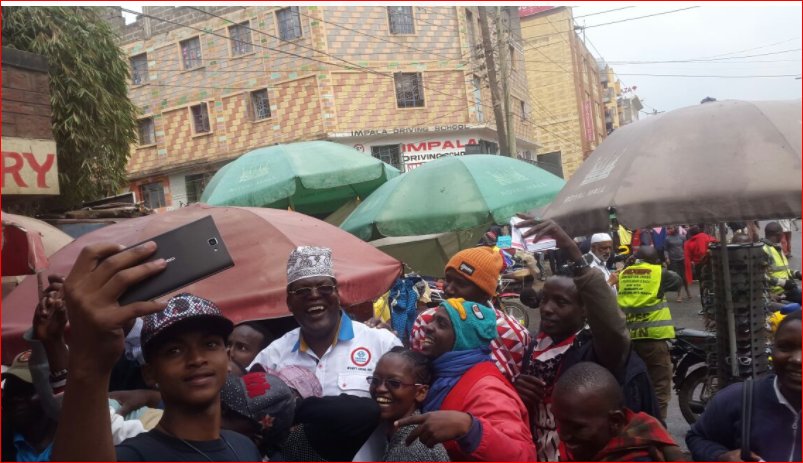 MigunaMiguna's tweet photo. Wherever the #IntegrityTeam went, the Majestic People of Eastleigh chanted, "@MigunaMiguna Boma Ye! #DrainTheSwamp!" https://t.co/zn9VlM9M2U