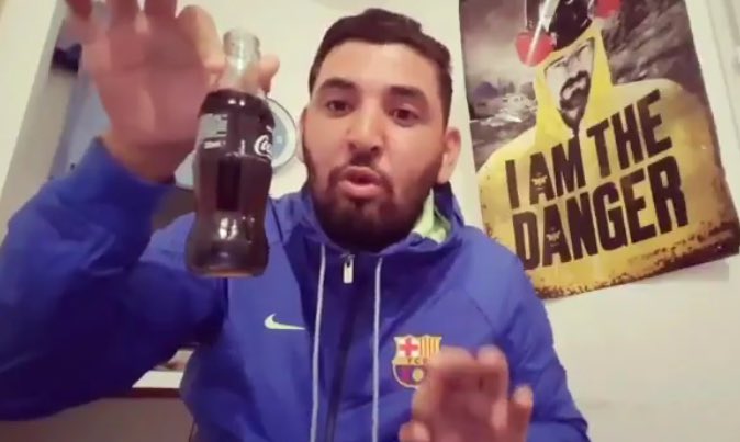 SuperCazarre's tweet photo. ⚠️ Alerte enlèvement ⚠️
Cet individu est porté disparu.
Il est surnommé Zboubman, si vs l'apercevez, contactez ses parents Jacquie et Michel https://t.co/DZKfzY0VB2