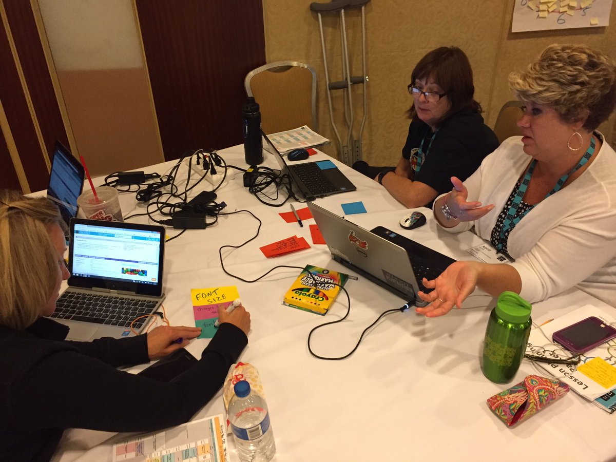 hklageman's tweet photo. So much fun Styling Text with CSS with CSD Group 4 #TeacherCon #MDforCS @TeachCode @Mwenda67 @kinloch_teched @codeorg @elizbell11 https://t.co/wgXyohWTVb