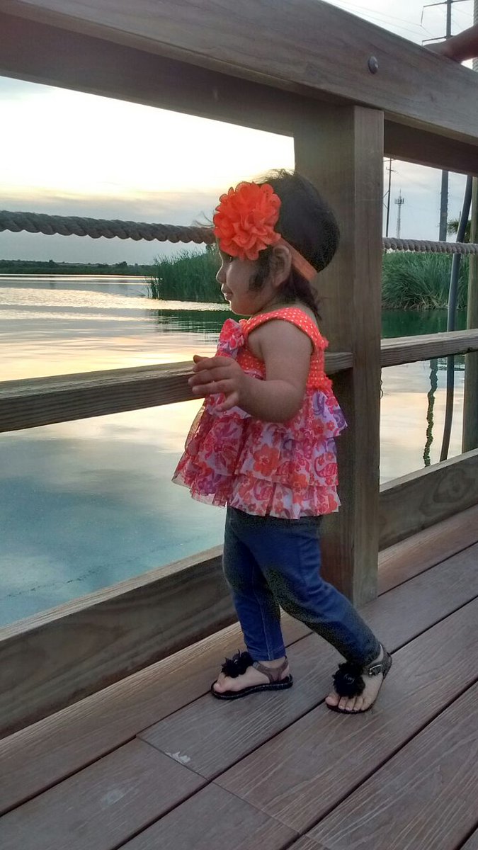 tebetnpl's tweet photo. #bebemodelo #mihija https://t.co/ZMVA8tDKAe