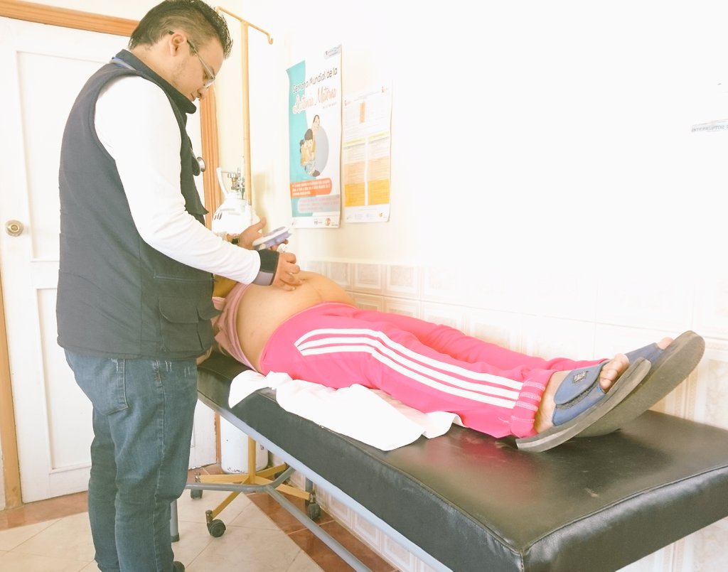 leortiz89's tweet photo. Atención a embarazadas en el centro de salud de Buenos Aires. #Distrito10D01 @drsalomonpro @Lenin @MVEspinosaS @Salud_CZ1 @fer_jaramillo88 https://t.co/2yKjzDHMiA
