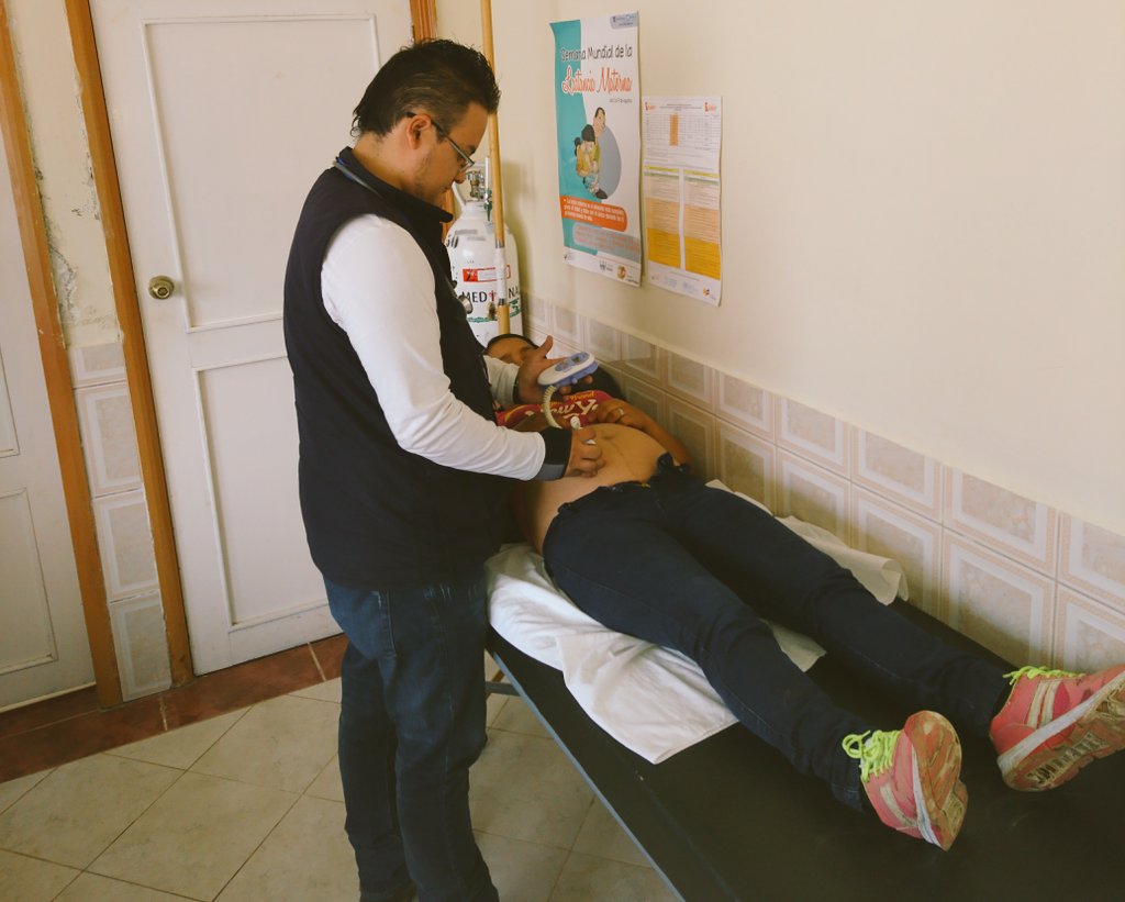 leortiz89's tweet photo. Atención a embarazadas en el centro de salud de Buenos Aires. #Distrito10D01 @drsalomonpro @Lenin @MVEspinosaS @Salud_CZ1 @fer_jaramillo88 https://t.co/2yKjzDHMiA