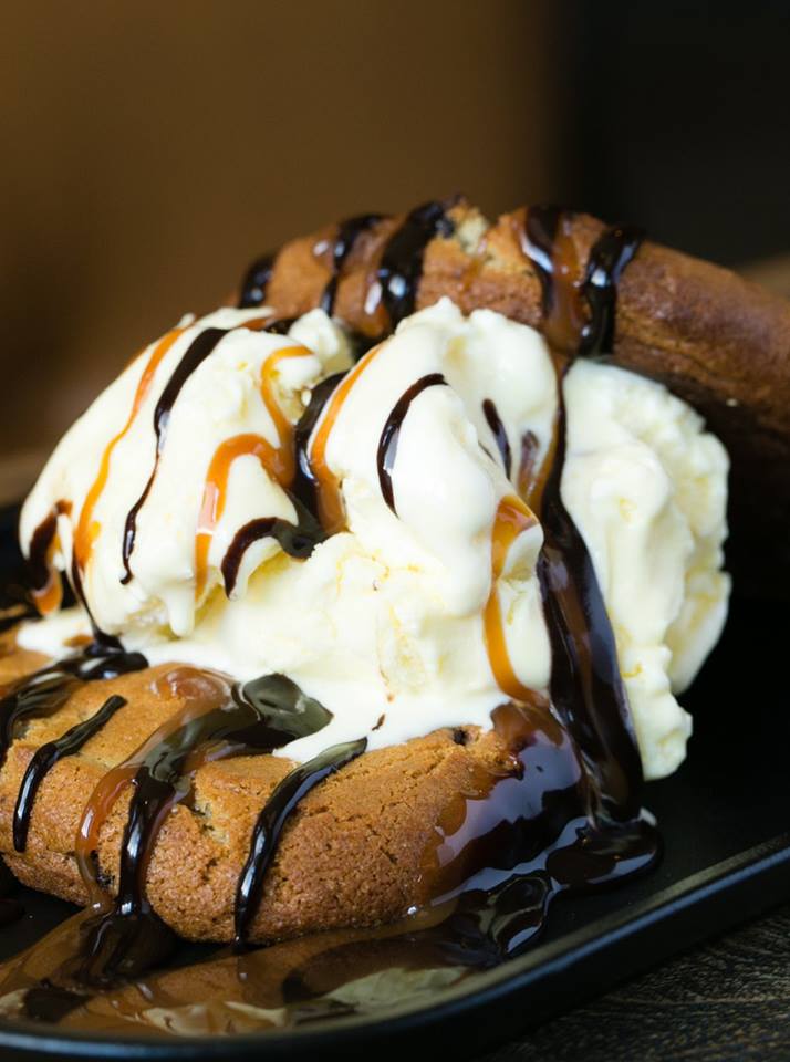 orleans_kelseys's tweet photo. Happy Hump Day! If you can get through this ice cream cookie sandwich you can get through this week https://t.co/rceoATjx7b