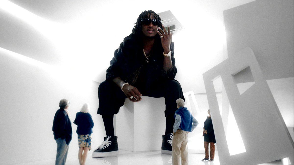 Interscope's tweet image. .@kcamp premieres the artistic #GoodProblem video intersco.pe/5ZtkCoO