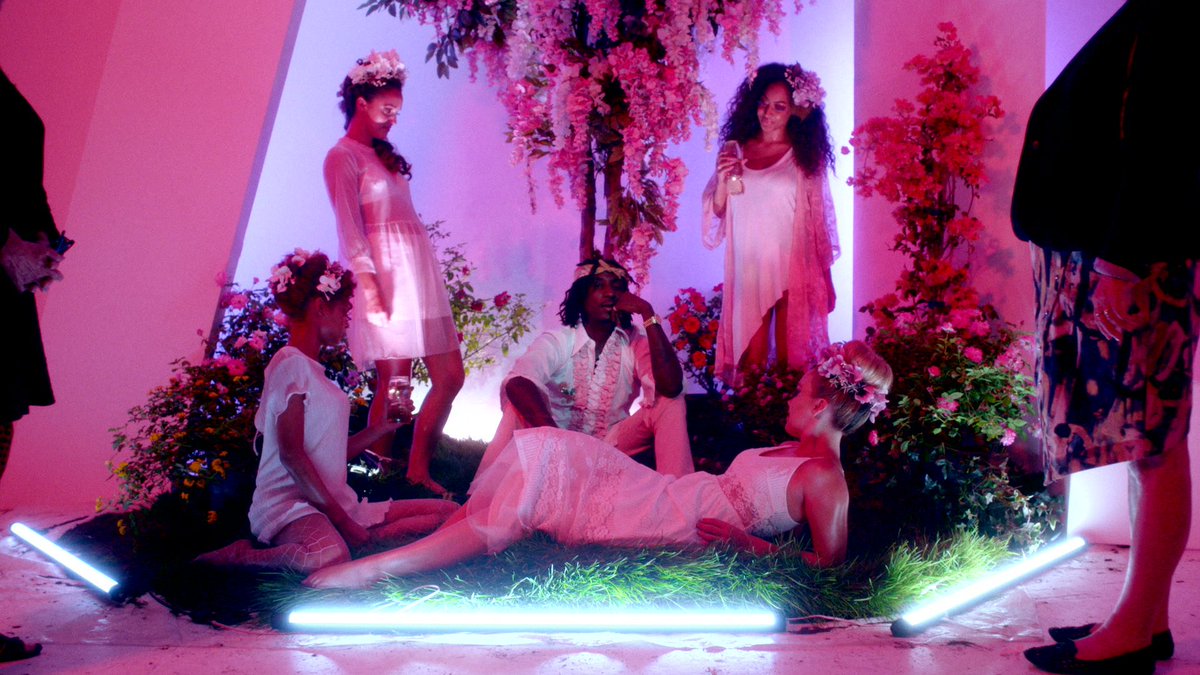 Interscope's tweet image. .@kcamp premieres the artistic #GoodProblem video intersco.pe/5ZtkCoO