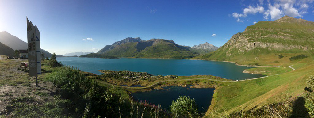 FedericaFaurite's tweet photo. Magnifique paysage avec le lac du Mont #Cenis ⛰ https://t.co/M4We2H40Q8