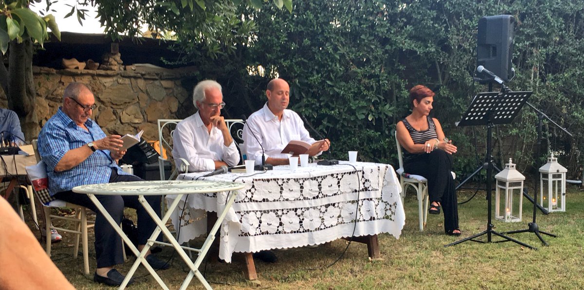 gfigueras's tweet photo. Un plaer escoltar la bonica poesia d'en @joaneliesadell als jardins de #SaMandra amb la musical alternança del català i l'italià #Scandaglio https://t.co/WrRqzgBuB8
