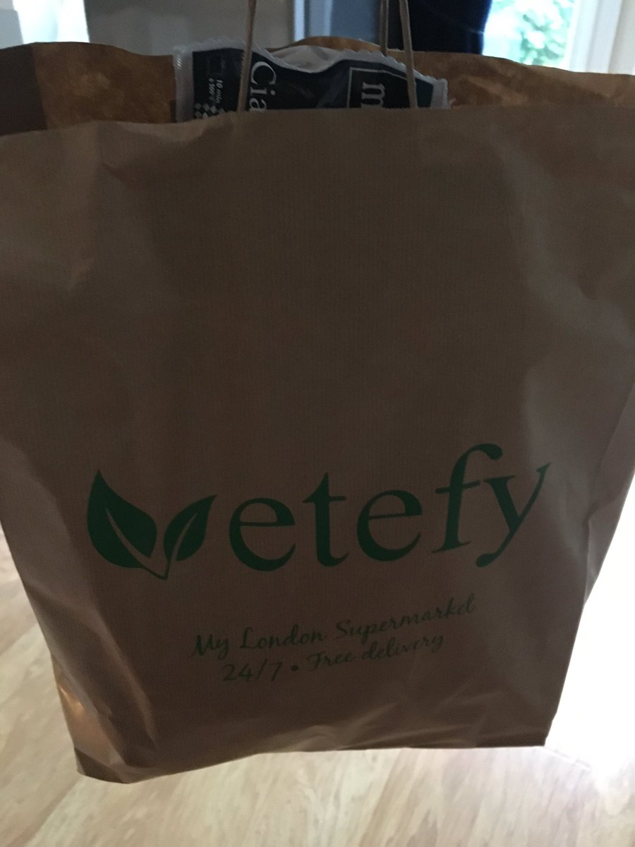 LyndsayW's tweet photo. Exactly 45 mins after I pressed order my geouceries arrived at my door thanks to @EtefyUk #superdelivery #toolazytogetoffmysofa https://t.co/9bWCYr8sIn