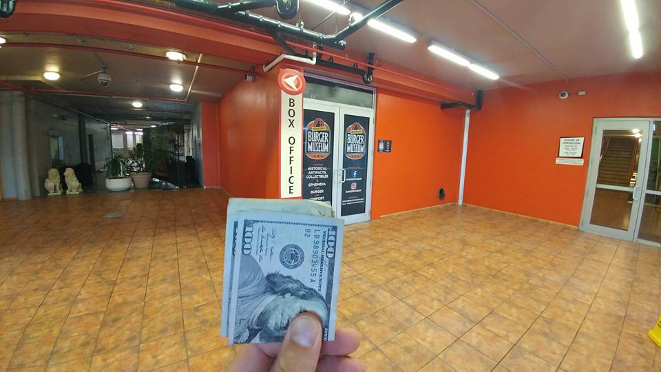 MiamiHeraldFood's tweet photo. Someone has hidden $1,000 in Miami. Find it and you also get @McDonalds breakfast for a year #MorningsMadeRight https://t.co/ba4JFRcnyf https://t.co/qzpwSUGaiR