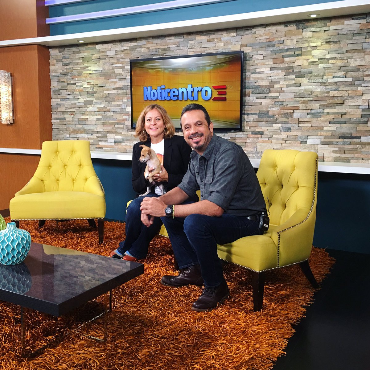 PetSOSpr's tweet photo. Esta mañana Lizette Diaz y Millo Torres en @WapaTV hablando sobre Paddle 4 Paws este domingo en la Laguna del Condado #perro #Arturo #adopt https://t.co/BBySypLXzn