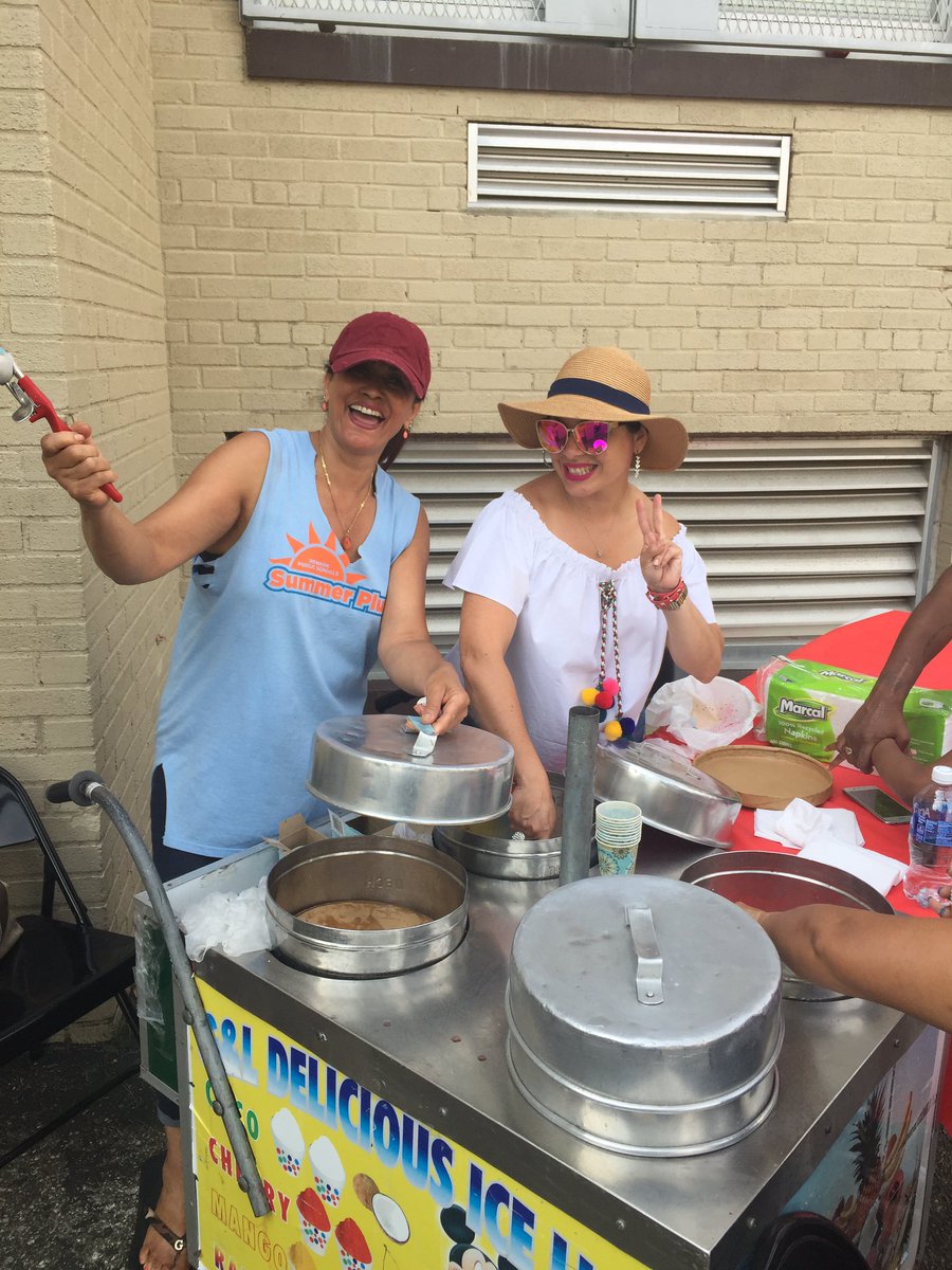McK_SummerPlus's tweet photo. It's FUN DAY! #NPS #NPSELT  #Newark #NJ #NewJersey #SummerFun  #ELT 
@ELT_Newark https://t.co/KSm920WRcv