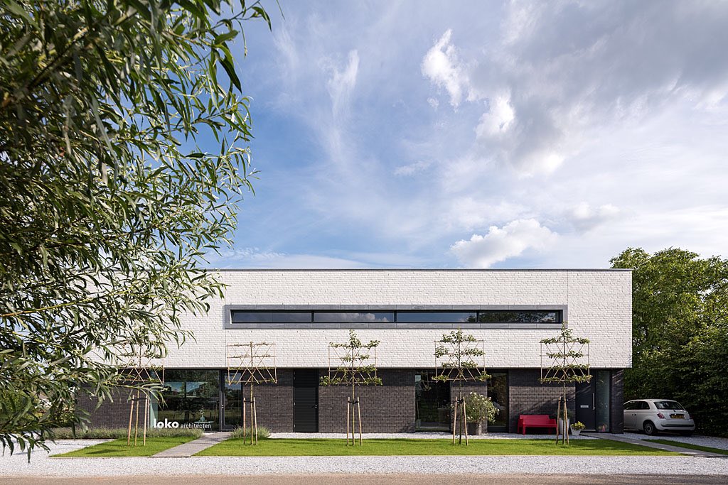 LokoArchitecten's tweet photo. Deze week heeft @TheavdenHeuvel de laatste prachtige beelden genomen van de voorzijde van ons pand in #lent @LokoArchitecten https://t.co/N6KYmXQaGf