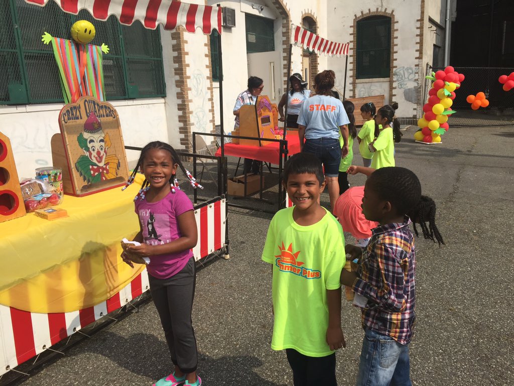 McK_SummerPlus's tweet photo. It's FUN DAY! #NPS #NPSELT  #Newark #NJ #NewJersey #SummerFun  #ELT 
@ELT_Newark@ https://t.co/6ImRMw7XQF