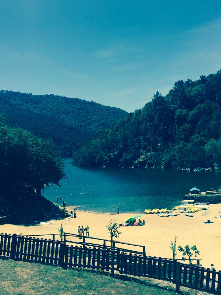 Claudiet71's tweet photo. Tener esto a media hora de casa es un lujo... #ACova #RibeiraSacra #OCaboDoMundo https://t.co/966MUsDuzp