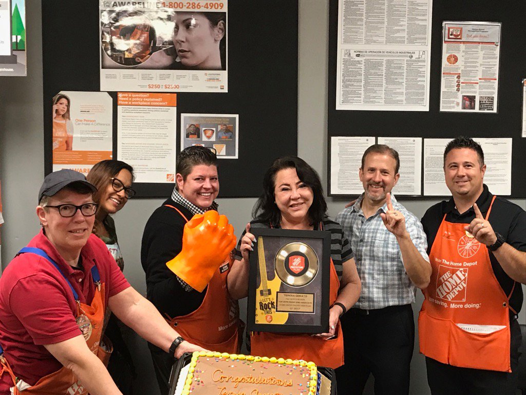 Thank you Tess at 1092 # 1 HDPP d 90 sales in the Pac North Region! #pacnorthproud <a href="/pamelawillard6/">P dub</a> <a href="/kubiak_scott/">Scott Kubiak</a>