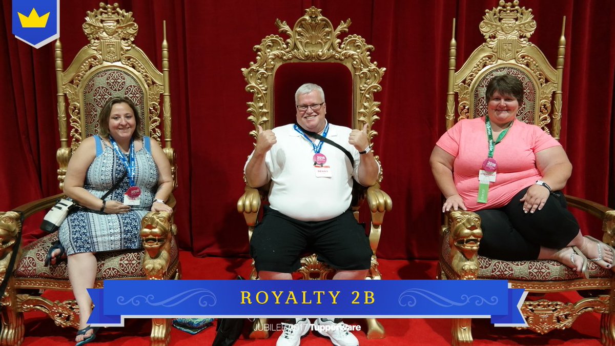 2paychecks's tweet photo. #TWJubilee https://t.co/KTCiW1hZGH